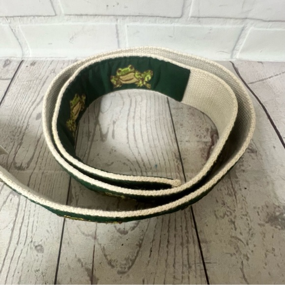 Pale Horse Designs Size Small Green FROG Embroidered Fabric Belt - Picture 8 of 8